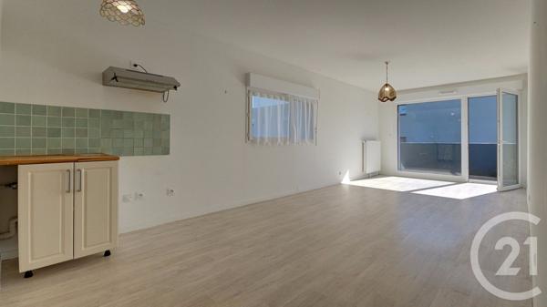 Appartement T3 à vendre  3 pièces - 66,41 m2 THEIX NOYALO - 56