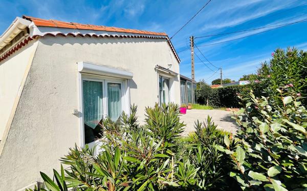 Maison à vendre    4 pièces •  Royan