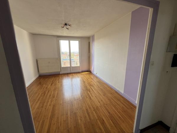 Appartement à vendre |  Saint-Priest |  3 pièces | 57 m²
