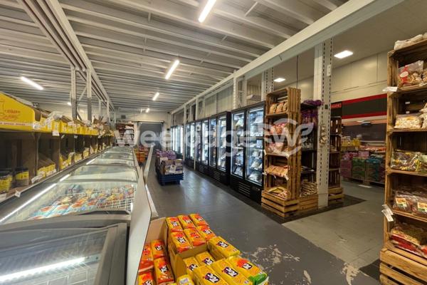 Local commercial à vendre de 720 m² à Valenton