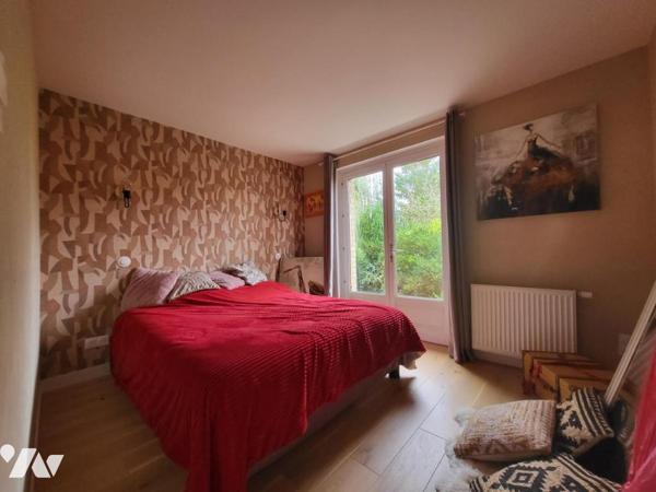 Charmante maison de plain-pied avec sous-sol complet 