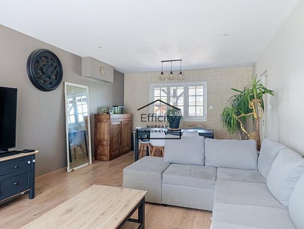 Maison
         5 pièces
        - 112 m² Exclusivité 309 900 € *