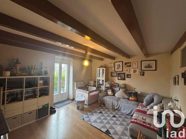 Maison 4 pièces de 93 m² à Le Montsaugeonnais (52190)