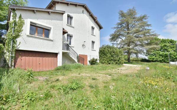 Maison à vendre    4 pièces •  Villieu-Loyes-Mollon