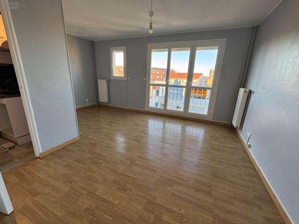 Appartement à vendre à Saint-Julien-les-Villas dans l'Aube (10800), ref : 15309/349