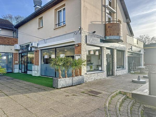 RESTAURANT TRADITIONNEL  ET PIZZERIA FERMÉ LE WEEK-END