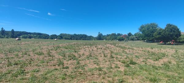 Terrain à bâtir à Sigoulès ? Forme idéale, vue dégagée !