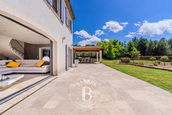 Cabriès, Maison 4 Chambres -  240 m² à vendre