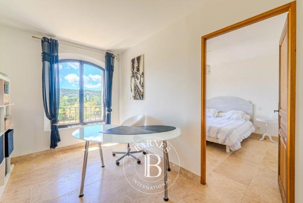 Cabriès, Maison 4 Chambres -  240 m² à vendre