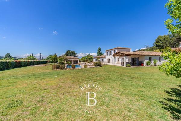 Cabriès, Maison 4 Chambres -  240 m² à vendre