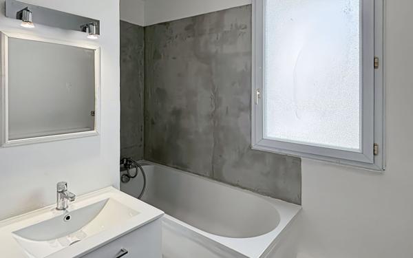 Appartement à louer    3 pièces •  Lyon 8