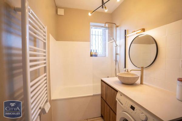 Appartement à louer 3 pièces 50m²