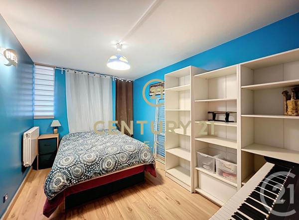 Appartement F3 à vendre  3 pièces - 72 m2 NOISY LE GRAND - 93