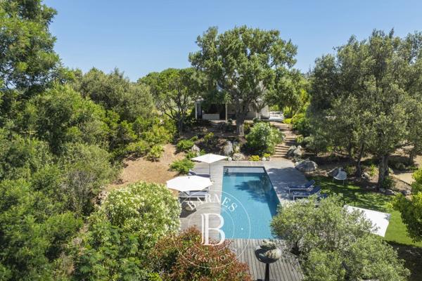 Sainte-Lucie-de-Porto-Vecchio, Villa 5 Chambres -  200 m² à vendre