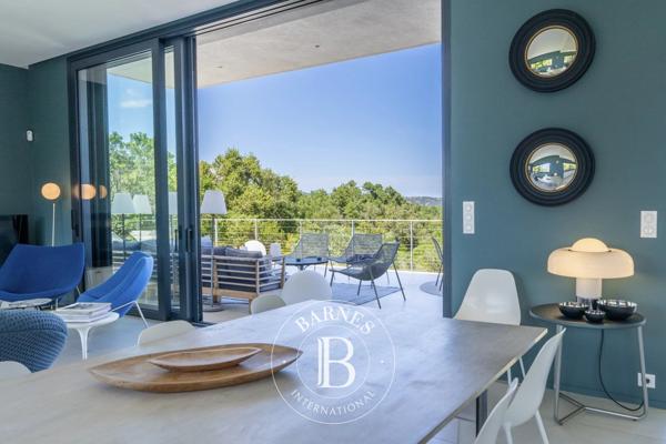 Sainte-Lucie-de-Porto-Vecchio, Villa 5 Chambres -  200 m² à vendre