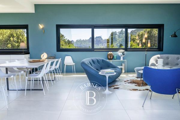 Sainte-Lucie-de-Porto-Vecchio, Villa 5 Chambres -  200 m² à vendre