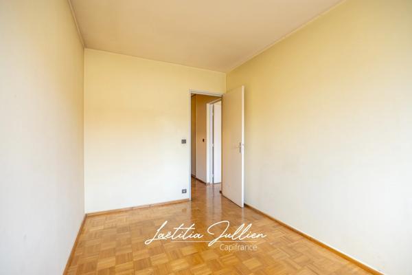 Appartement à vendre 4 pièces MARSEILLE 4EME ARRONDISSEMENT (13)