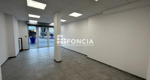 À vendre Local commercial 45 m² - Avignon 84000