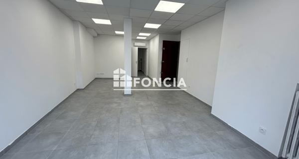 À vendre Local commercial 45 m² - Avignon 84000