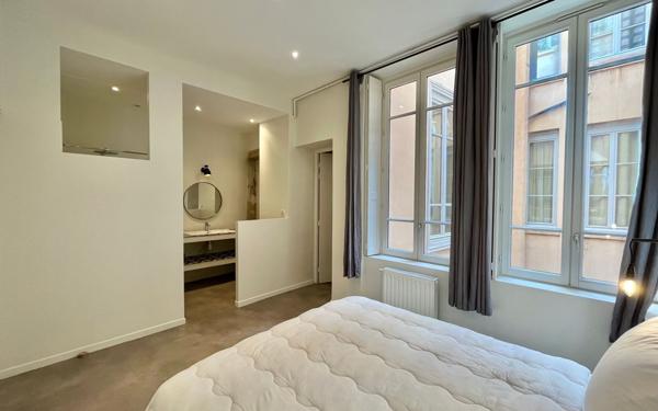 Appartement à louer    4 pièces • 124,12 m2 Lyon 2