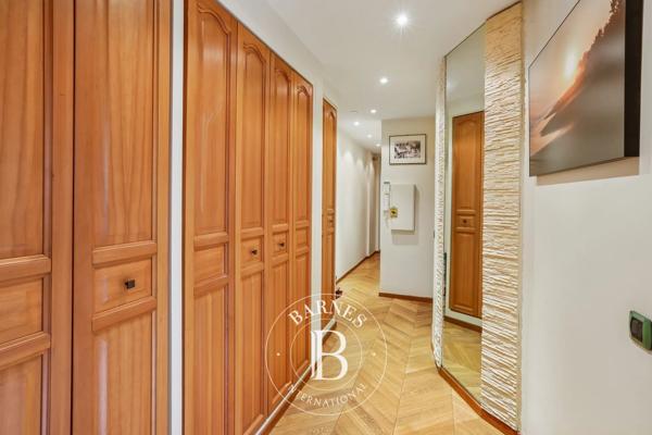Paris 16ème, Appartement 1 Chambre -  62 m² à vendre