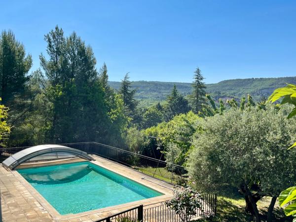 À Vendre – Maison de charme face au Colorado Provençal – Rustrel, Luberon