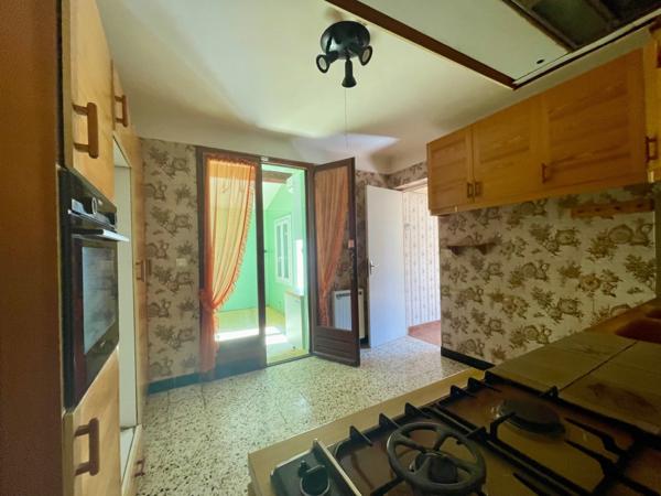 À Vendre – Maison de charme face au Colorado Provençal – Rustrel, Luberon