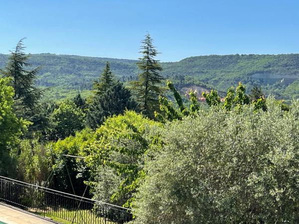 À Vendre – Maison de charme face au Colorado Provençal – Rustrel, Luberon