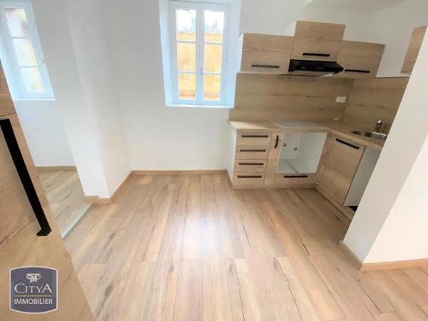 Appartement à louer 3 pièces 46.79m² Laon (02000)