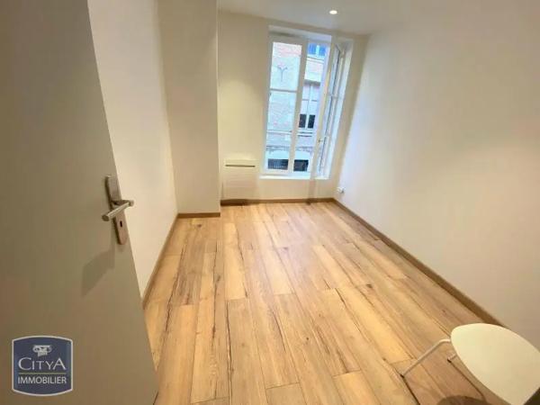 Appartement à louer 3 pièces 46.79m² Laon (02000)