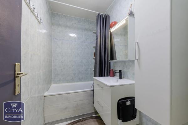 Appartement à vendre 4 pièces 77m² Audincourt (25400)