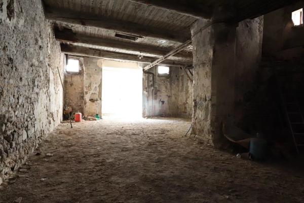 Vente Maison 4 pièces 240 m2 à Apt