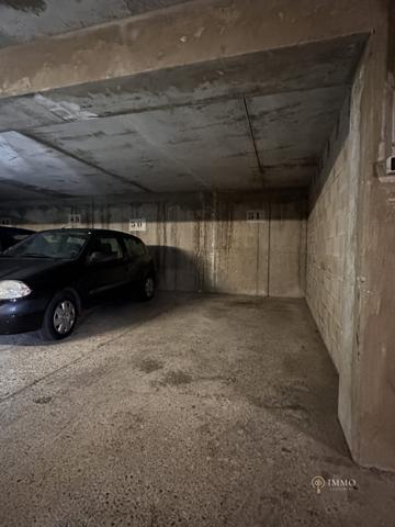 Place de parking en sous sol résidence sécurisée