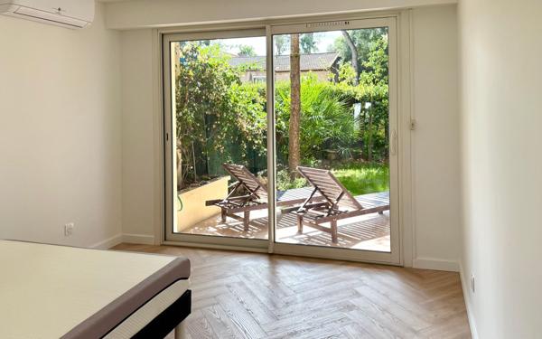 Appartement à vendre    3 pièces • 50,52 m2 Saint-Raphaël