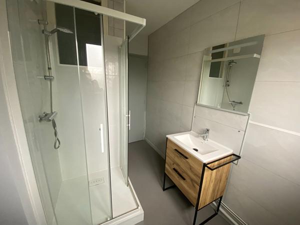 LAVAL APPARTEMENT T3