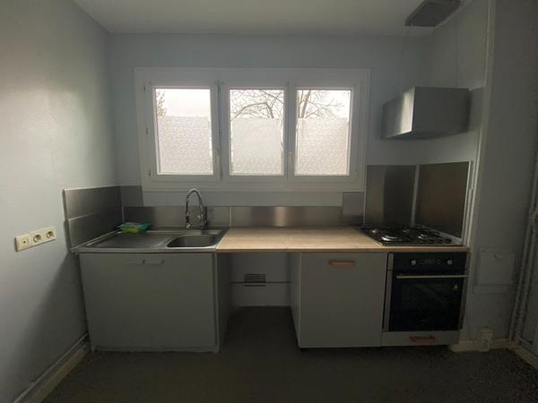 LAVAL APPARTEMENT T3