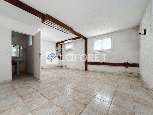 Achat maison près de ST VARENT - 6 pièce(s) - 123 m² - 78 190 €