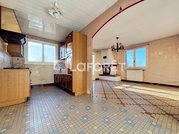 Achat maison près de ST VARENT - 6 pièce(s) - 123 m² - 78 190 €