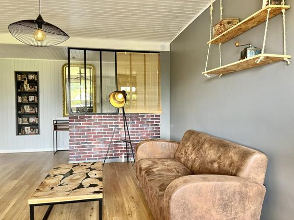 HAUTEUR ANNECY-LE-VIEUX - T5 de 115 m2 RÉNOVÉ - CAVE - 2 PARKI