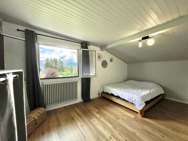 HAUTEUR ANNECY-LE-VIEUX - T5 de 115 m2 RÉNOVÉ - CAVE - 2 PARKI