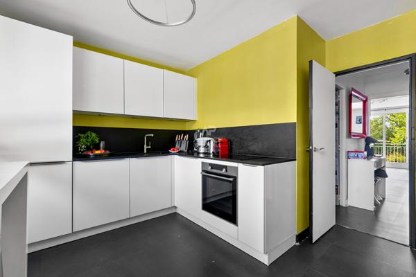 Appartement Saint Germain En Laye 3 pièce(s) 76.01 m2 €399 000 ** - Référence 17501