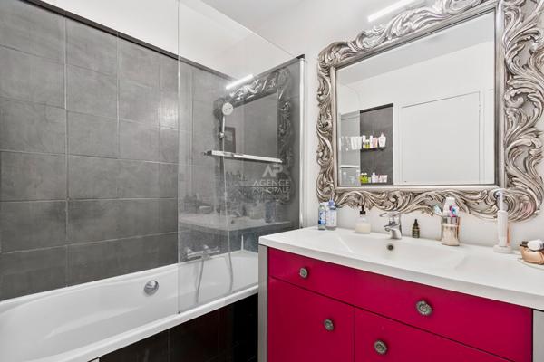 Appartement Saint Germain En Laye 3 pièce(s) 76.01 m2 €399 000 ** - Référence 17501