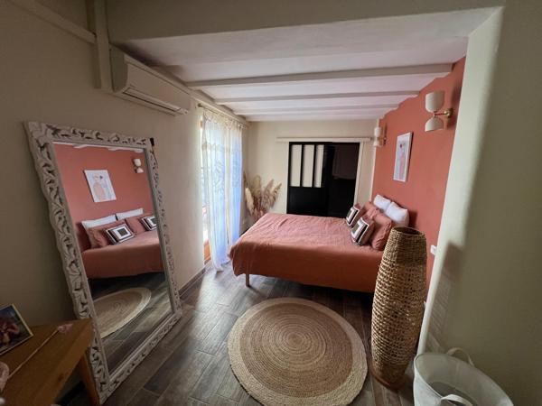 Jolie Maison de village 120 m2, 3 chambres piscine