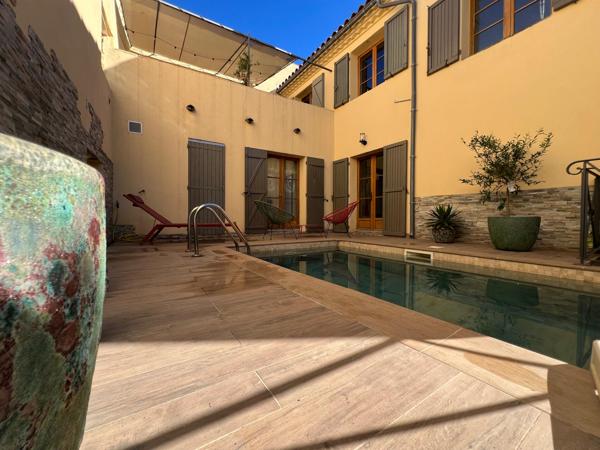 Jolie Maison de village 120 m2, 3 chambres piscine