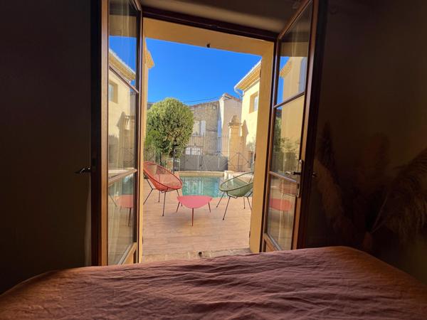 Jolie Maison de village 120 m2, 3 chambres piscine