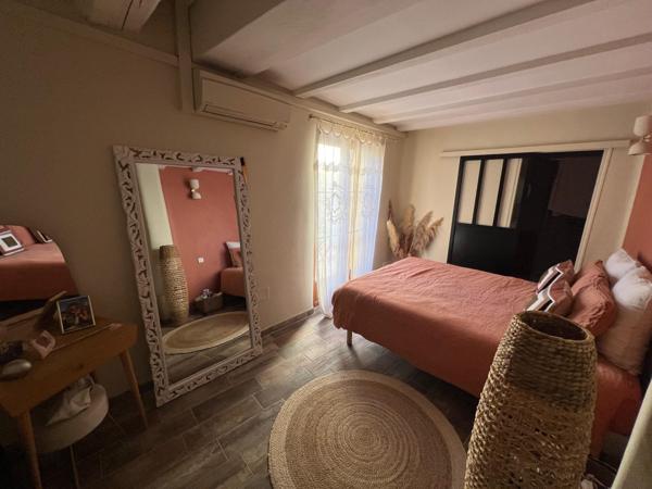 Jolie Maison de village 120 m2, 3 chambres piscine