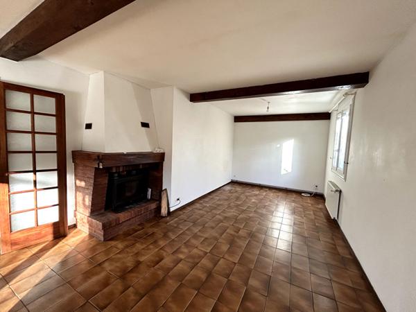 VILLA INDEPENDANTE A VENDRE A 15 MINUTES DE FOIX