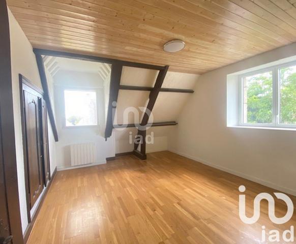 Maison 7 pièces de 224 m² à Caudan (56850)