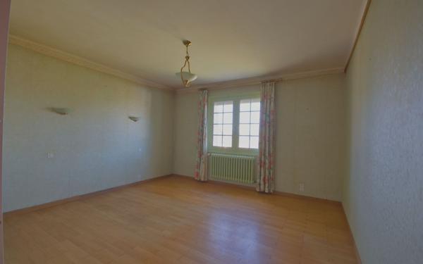 Maison à vendre    5 pièces • 143,75 m2 Elven