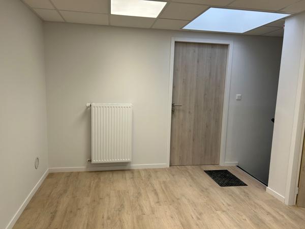 Bureaux à louer centre ville Saint Nazaire local rénové lumineux 150 m2
